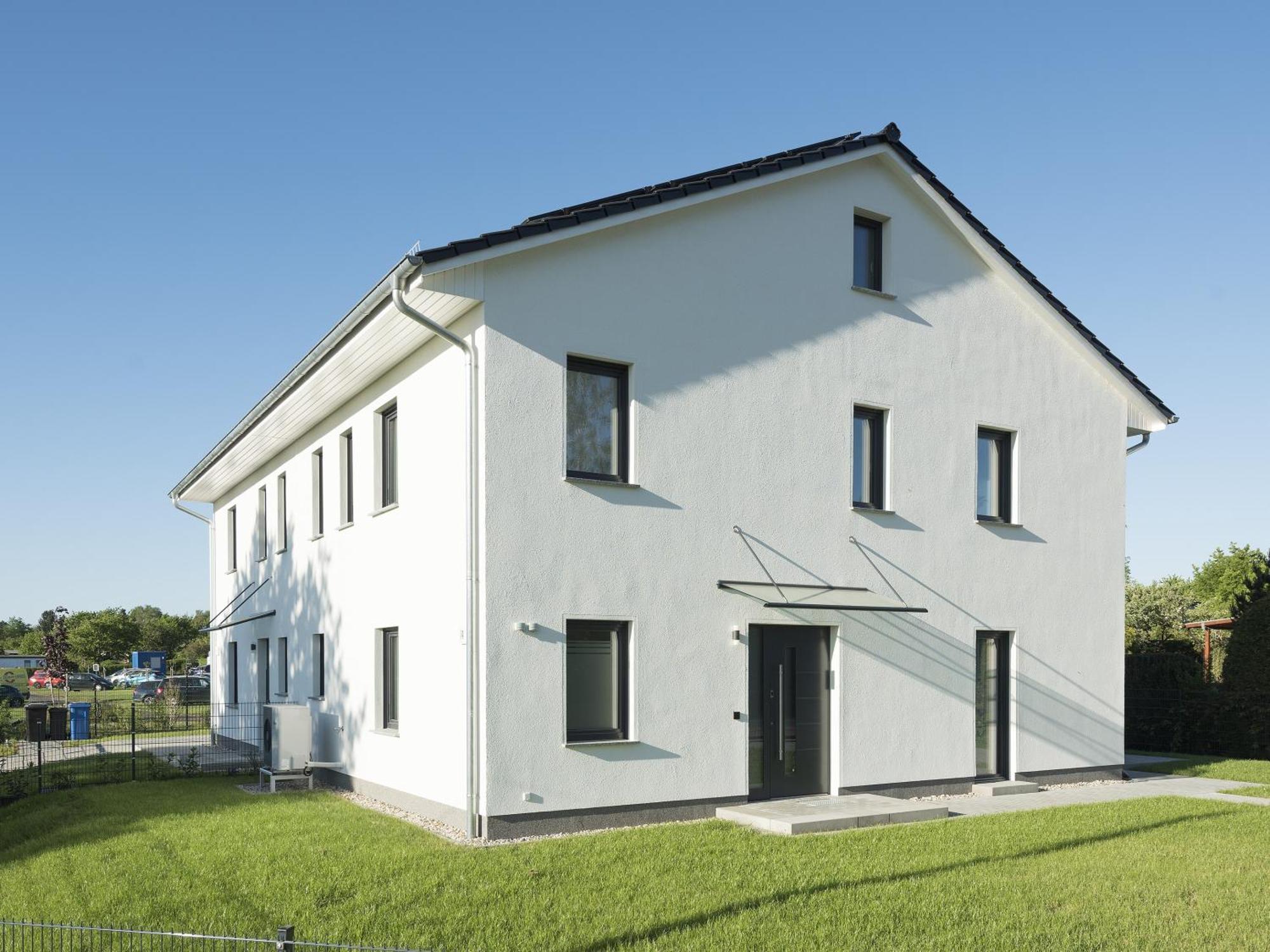 Bohnapartments Haus Zocheblick - 2 Kostenlose Parkplaetze - Sehr Ruhig - 4 Schlafzimmer - Neubau - Vollausstattung - Wlan Hoppegarten Exterior photo